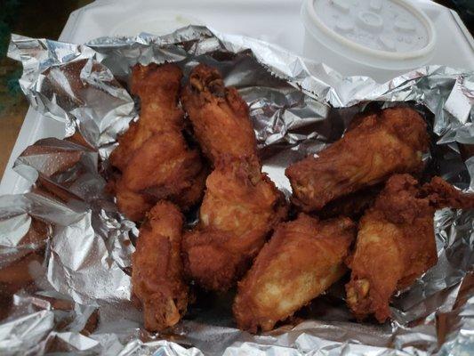 Wings crispy and delicious