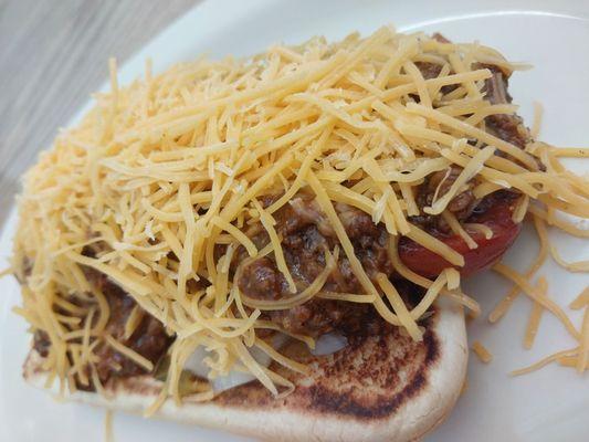Hot dog with chili and cheese