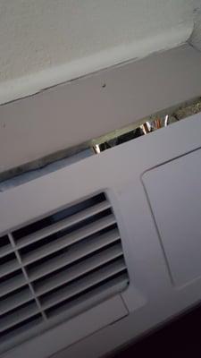 Second window. The picture doesn't glorify this luxury.