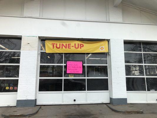 Andy's Service Center