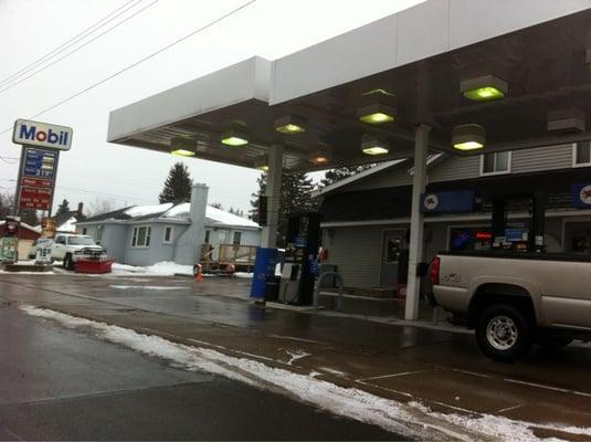 Ray's Kwik Mart Mobil