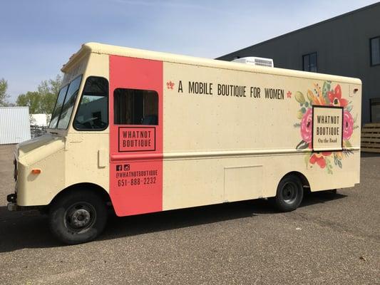 A Womens Mobile Boutique offering clothing+accessories. We go where you are! We love events - fundraisers - home shows.