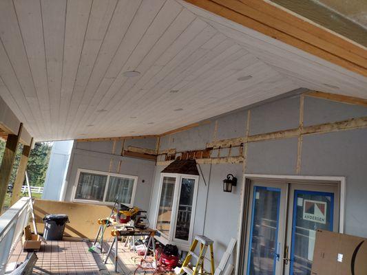 off the wall construction