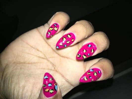 Q Nails