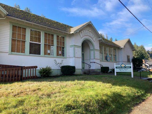 Siuslaw Public Library