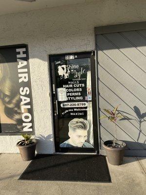 Shine In Style Beauty Salon