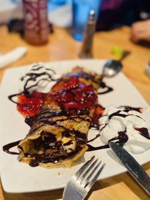 Nutella crepe dessert is bomb!