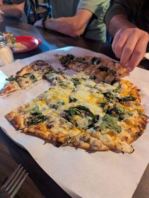 Grandpa's Pizza & Grill