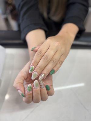 New Happy Nails & Spa