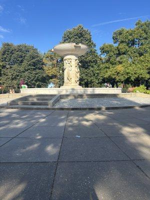 Rear Admiral Samuel Francis Dupont Memorial Fountain