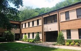 Cahill Mia Attorney At Law and Mediator