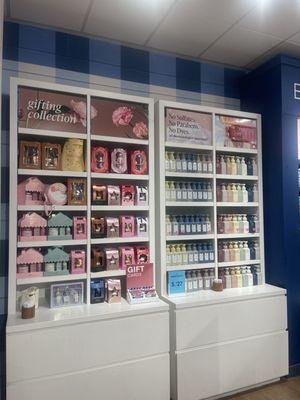 Gift sets and foaming hand soaps