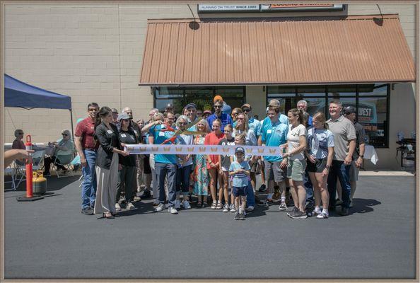 Southwest Cooling and Heating new owner ribbon cutting event.