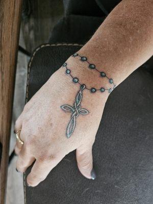 Dom gave me this beautiful tattoo. He came highly recommended and I now would highly recommend him to anyone wanting a tattoo.