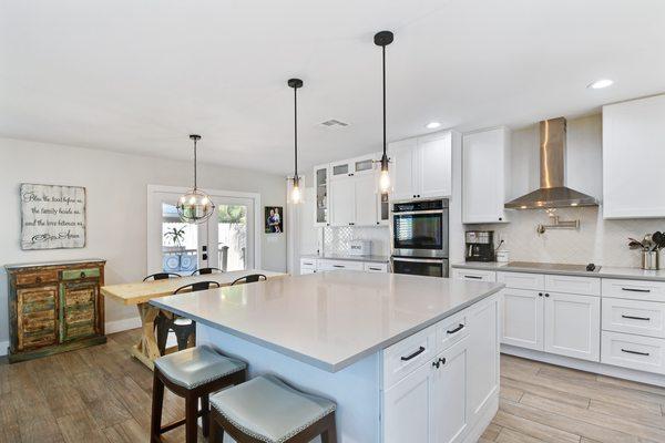 Beautiful 3 Bed 2 Bath in Palm Beach Gardens!