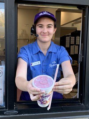 Friendly drive thru employees!!