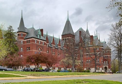 Castle Park Apartments