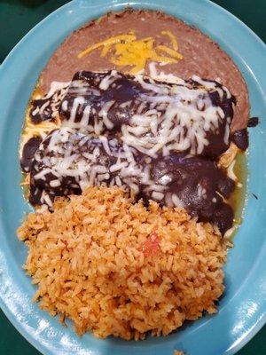 Molè enchiladas