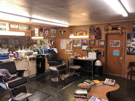 Ray's Barbershop
