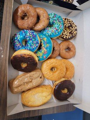 Yum Yum Donuts
