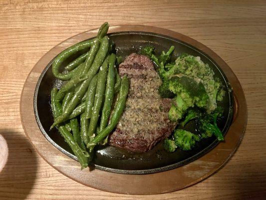 Applebee's Grill + Bar