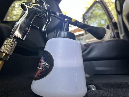 Meechi's List Mobile Detail