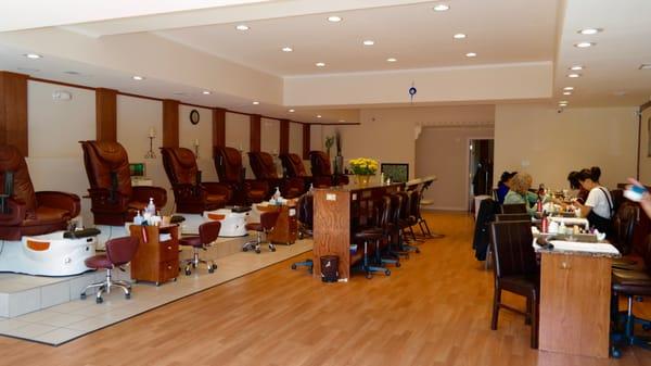 Sky Nails & Spa