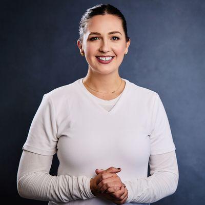 Meet Karli. Owner of Folsom Post-Op Care. With over 10 years of experience, Karli focuses on helping women heal their scars post op.