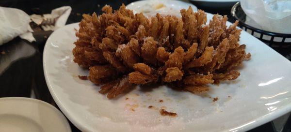 Blooming onion
