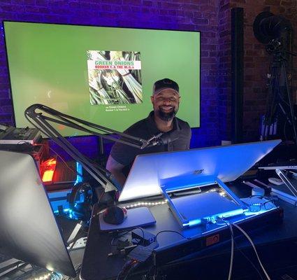 Head Instructor Dee Kumar