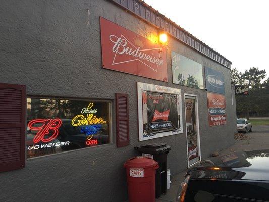 The Canteen Bar & Grill