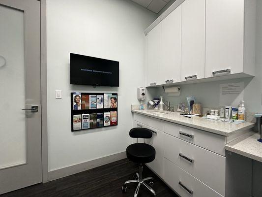 Siperstein Dermatology Group