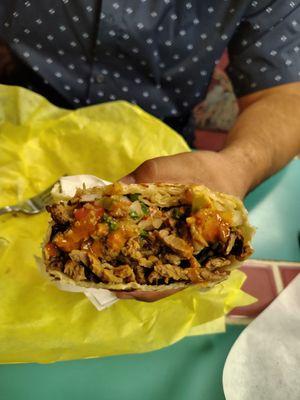 Steak picado burrito