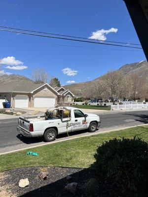 Bugnappers truck showing up to nap all the bugs!