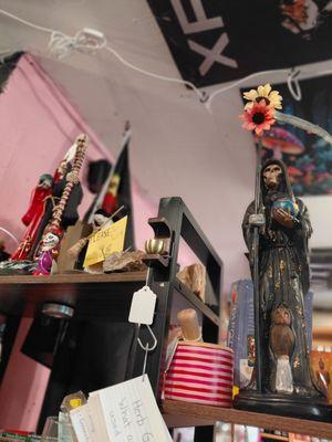 This N That Desert Treasures