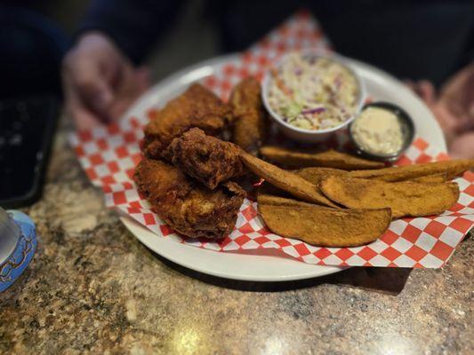 Danny's Midway Pub & Grill