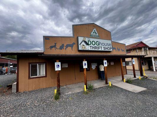 Dog House Thrift Shop