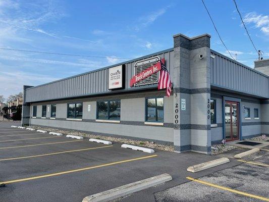 Truck Centers
