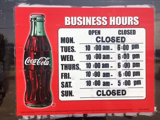 Mama’s Attic Thrift Store