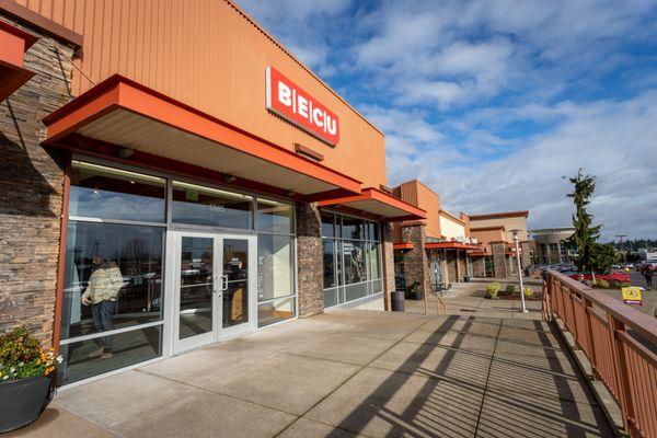 BECU credit union, 5985 6th Ave, Tacoma, WA 98406, US - MapQuest