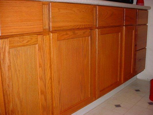 Redo kitchen cabinets