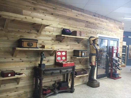 Low Ball Louie's Tobacco Outlet