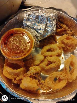 There's like 10 pieces of calamari and I paid $13 for this oh and left tip so 15 bucks