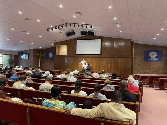 Kensington Woods Church of Christ