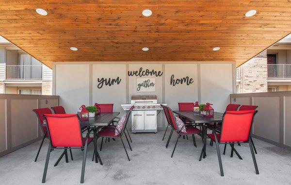 Love this picnic and grilling area they have!