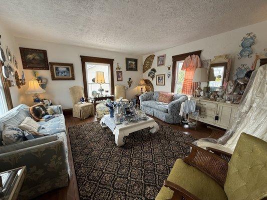 Velvet Vintage Boutique