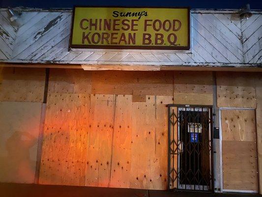 Sunshine is no longer in operation's at this location. I'm not sure if she moved to another location or if she shutdown completely.