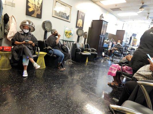 Alice II Salons