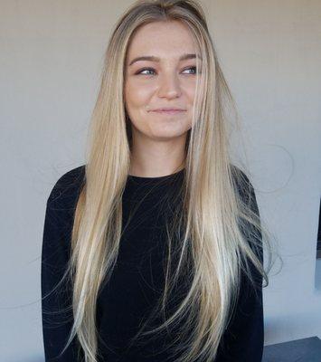 A blonde going blonder