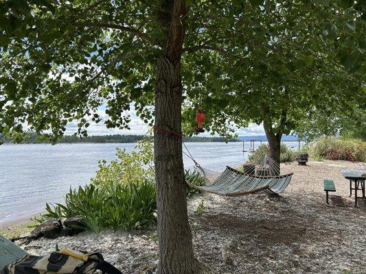 Reeder Beach RV Park & Country Store